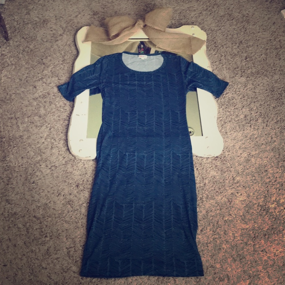 LuLaRoe S Julia dress